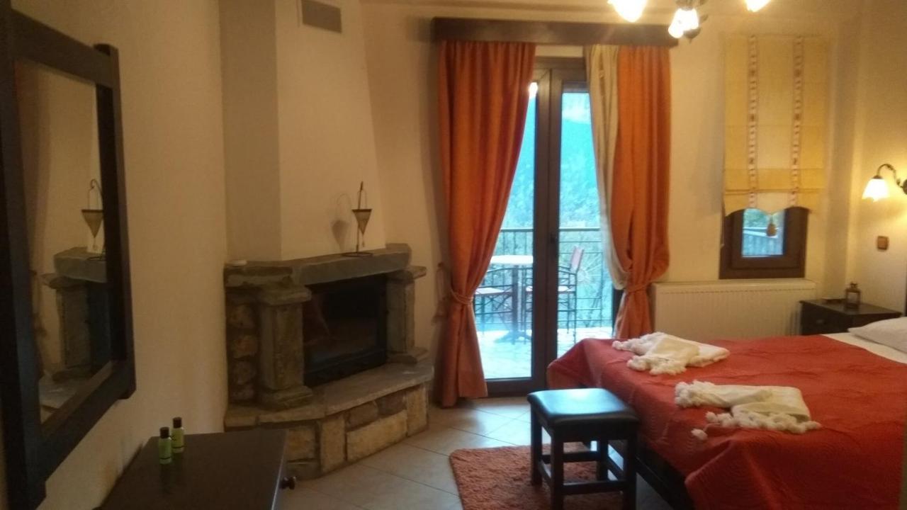 Evilion Traditional Inn Plakoton Exterior photo